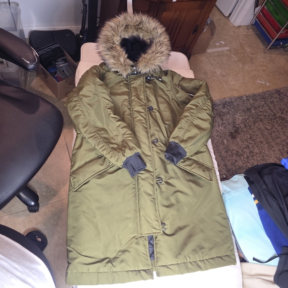 H&M Faux Fur Hooded Green Parka Coat Women’s S‎ Long Quilted Winter Jacket - Picture 10 of 16